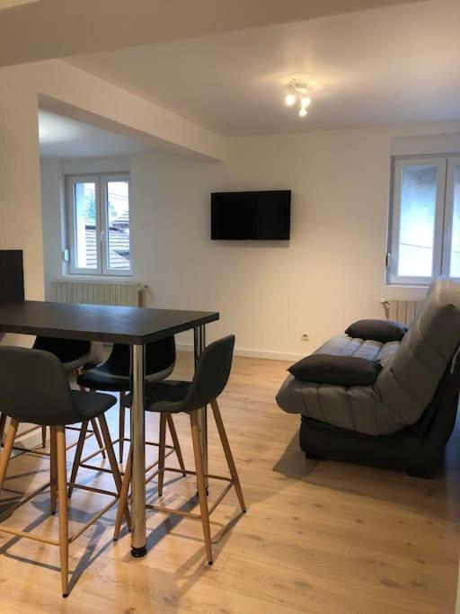 Appartement Moderne & Lumineux 40M2 Centre Luxeuil Exteriör bild